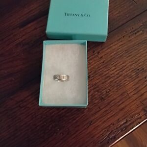 Tiffany & Co Atlas Ring size 5.5 Sterling Silver .925